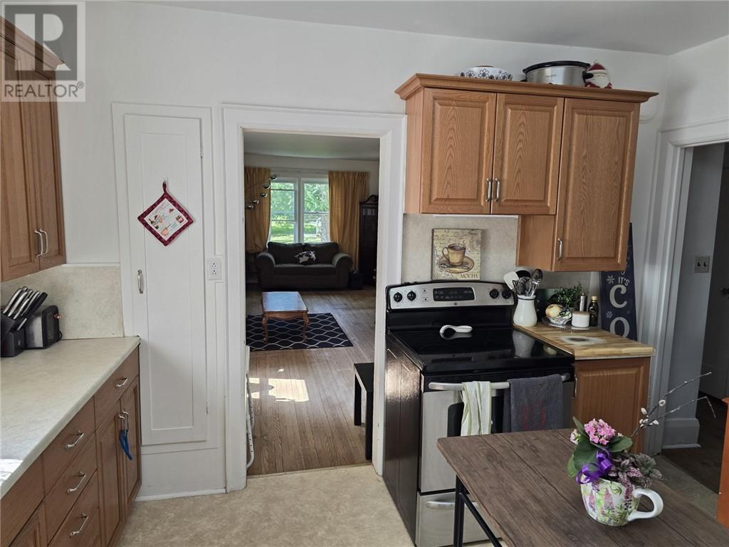 7 Laird St, Gore Bay, Ontario  P0P 1H0 - Photo 8 - 2122774