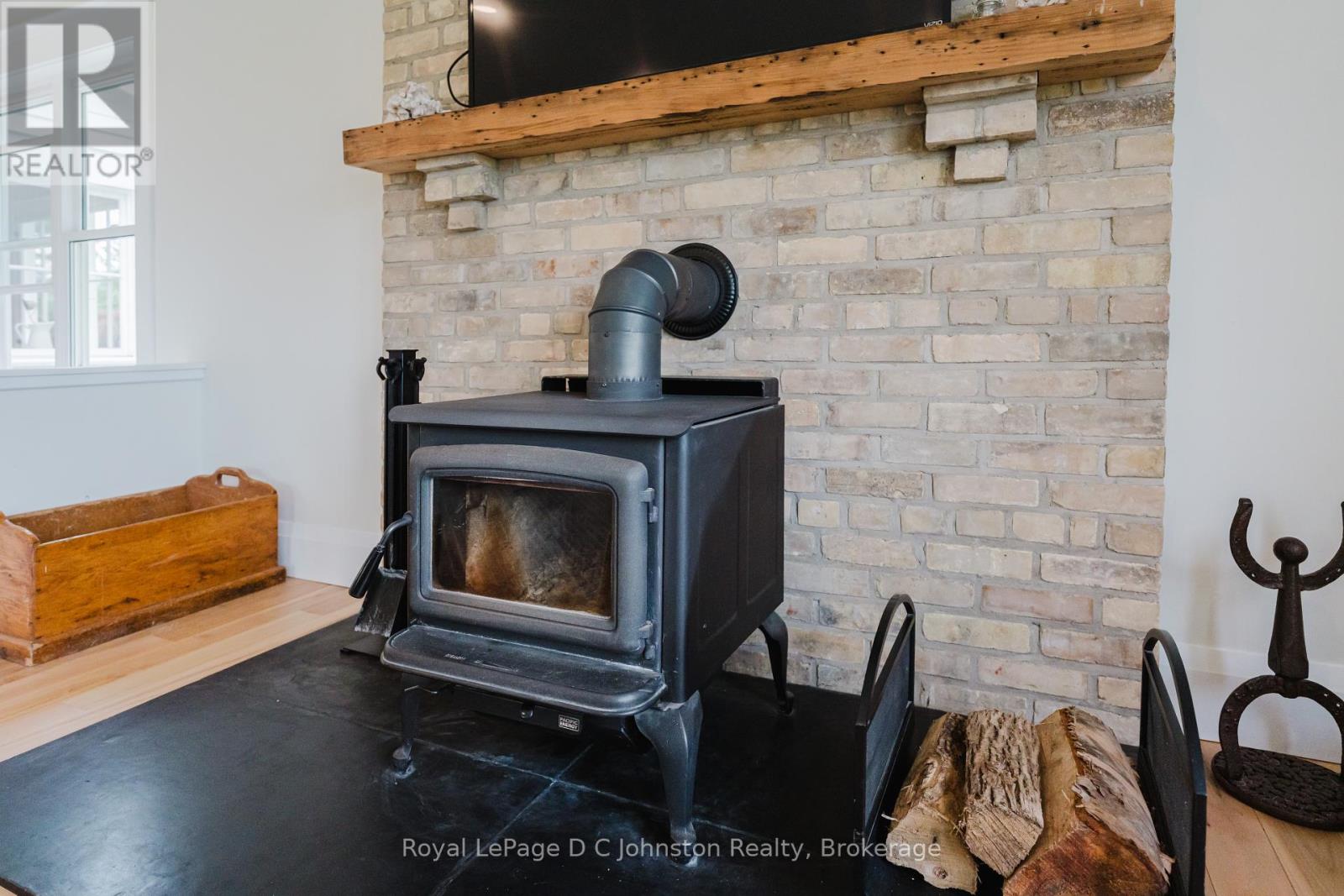 1565 B Line, Arran-Elderslie, Ontario  N0H 2L0 - Photo 12 - X12234637