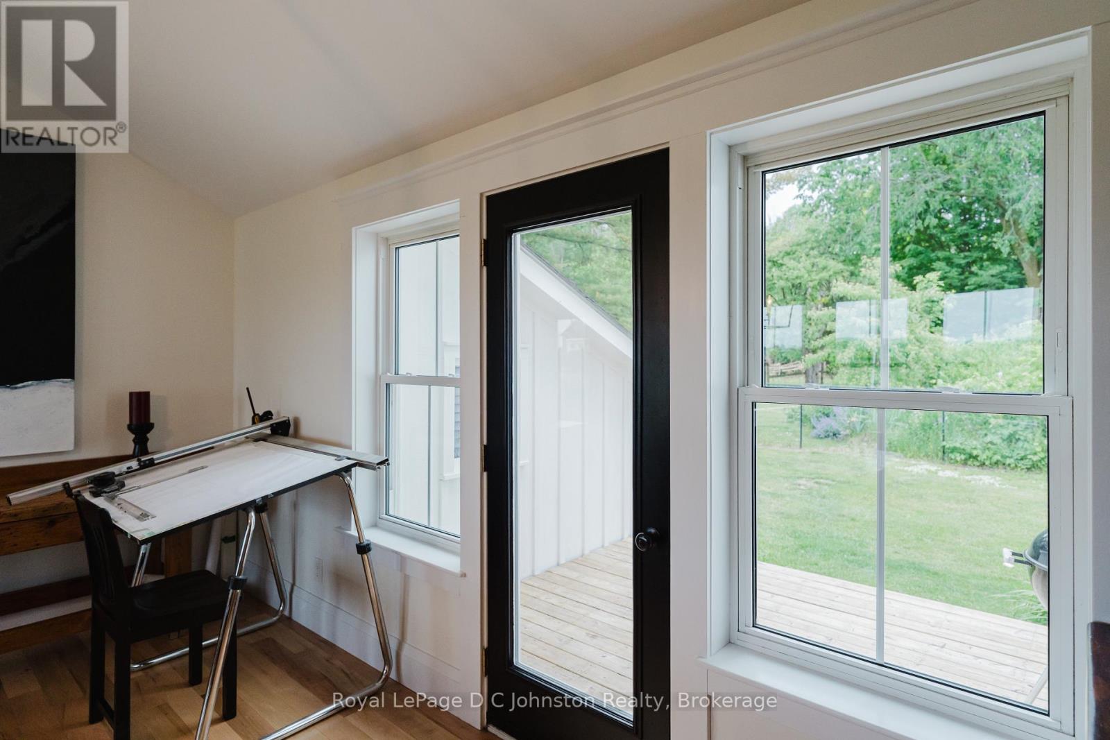 1565 B Line, Arran-Elderslie, Ontario  N0H 2L0 - Photo 10 - X12234637
