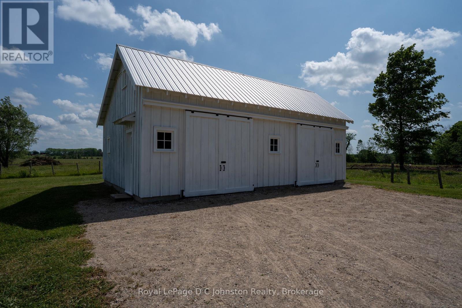 1565 B Line, Arran-Elderslie, Ontario  N0H 2L0 - Photo 35 - X12234637
