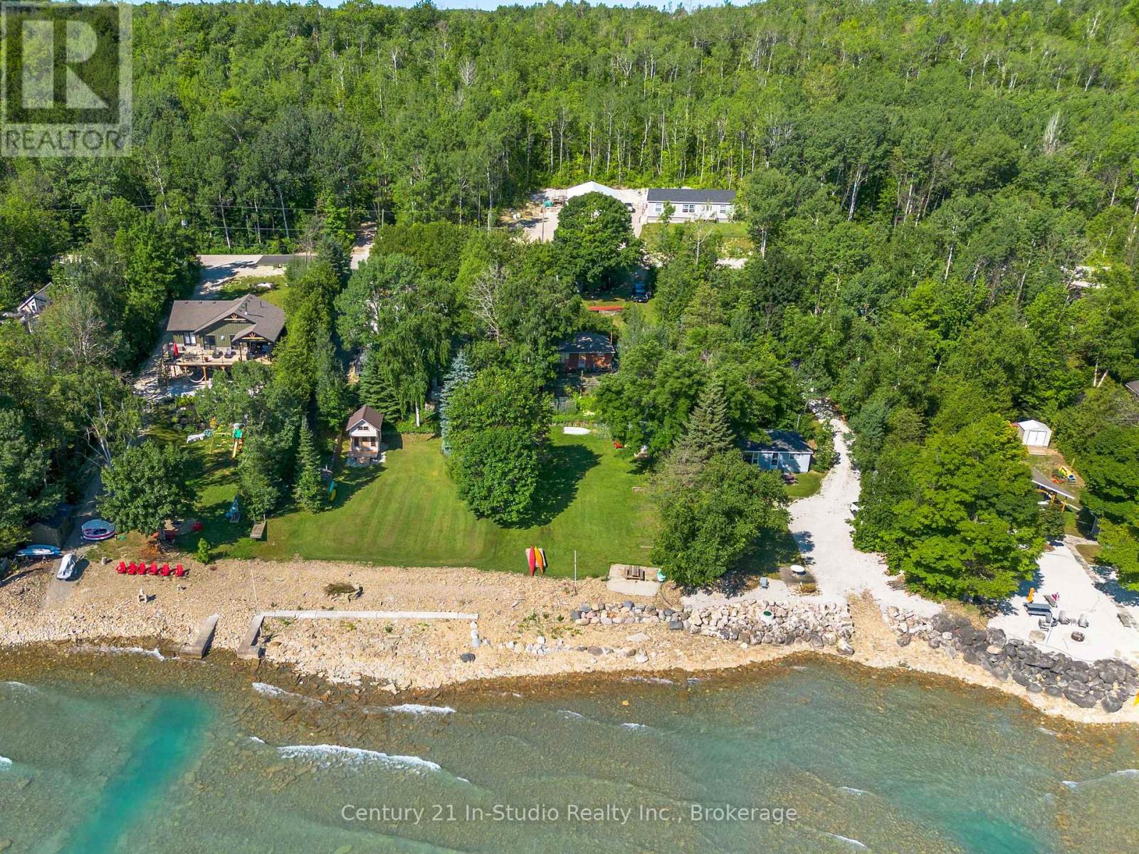 504725 Grey 1 Road, Georgian Bluffs, Ontario  N0H 1S0 - Photo 2 - X12386319