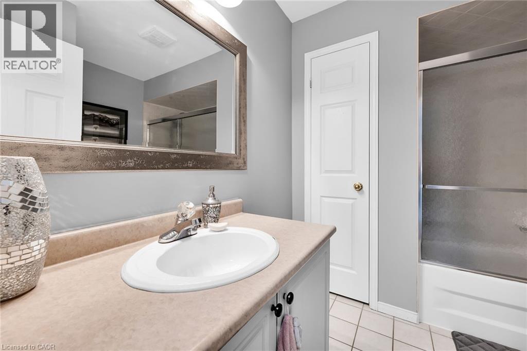 5 Vulcan Court, Hamilton, Ontario  L8E 5W7 - Photo 25 - 40766519
