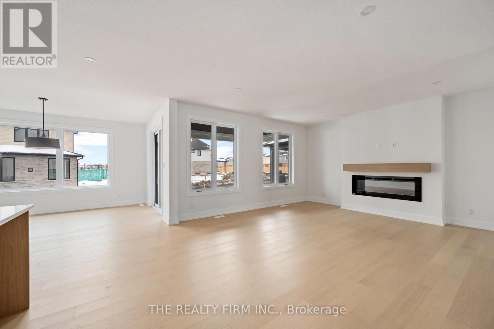 2603 Buroak Drive, London North, Ontario  N6G 3W1 - Photo 4 - X12387977