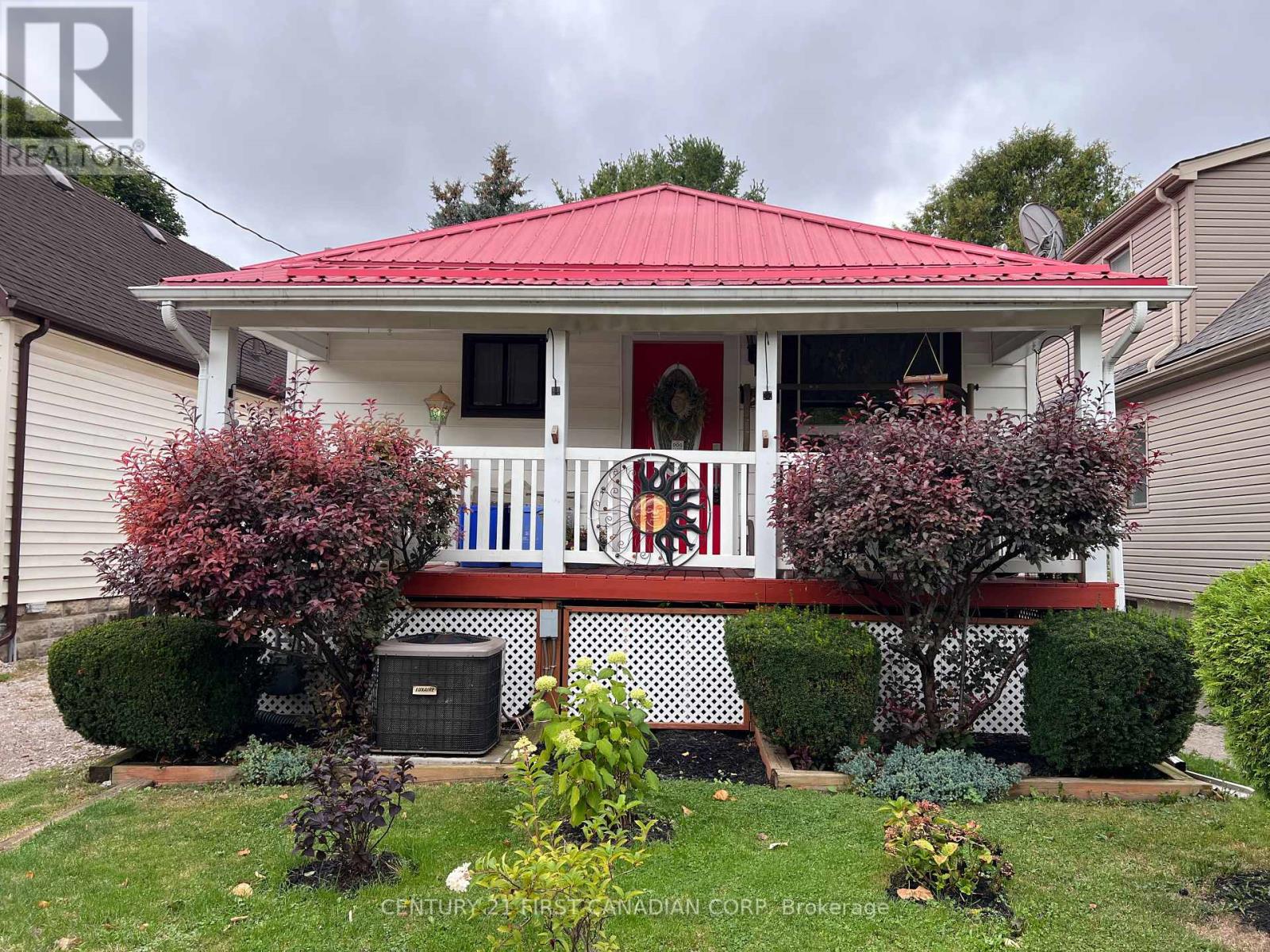 55 Linwood Street, London East, Ontario  N5Y 1W1 - Photo 1 - X12387981