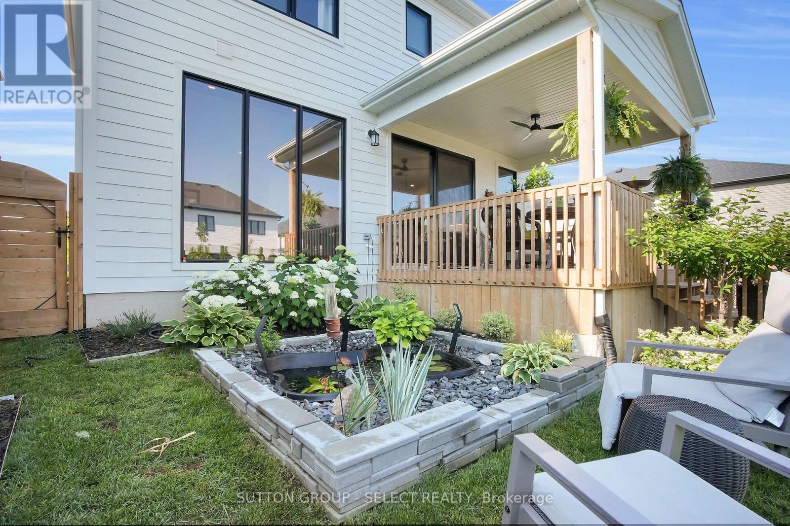 1894 Fountain Grass Drive, London South, Ontario  N6K 4P9 - Photo 30 - X12387984