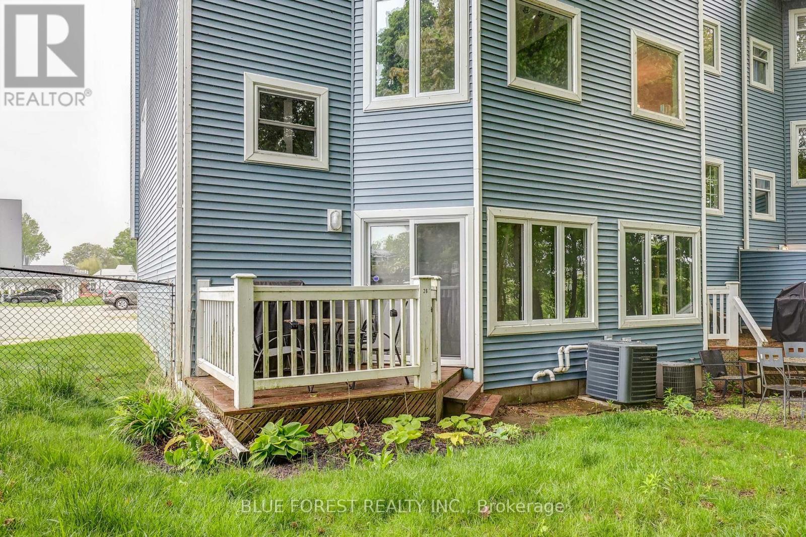 26 - 374 Front Street, Central Elgin, Ontario  N5L 1E9 - Photo 42 - X12388075