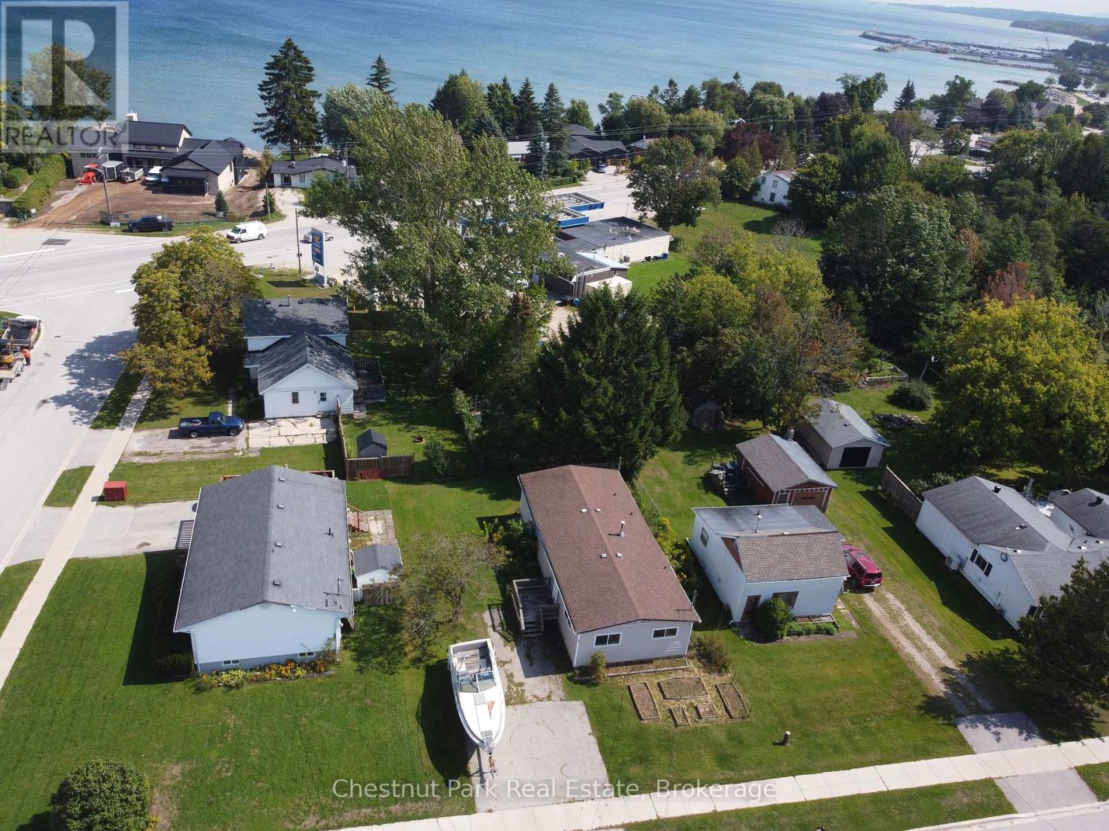 383 Thompson Street, Meaford, Ontario  N4L 1H7 - Photo 18 - X12387994