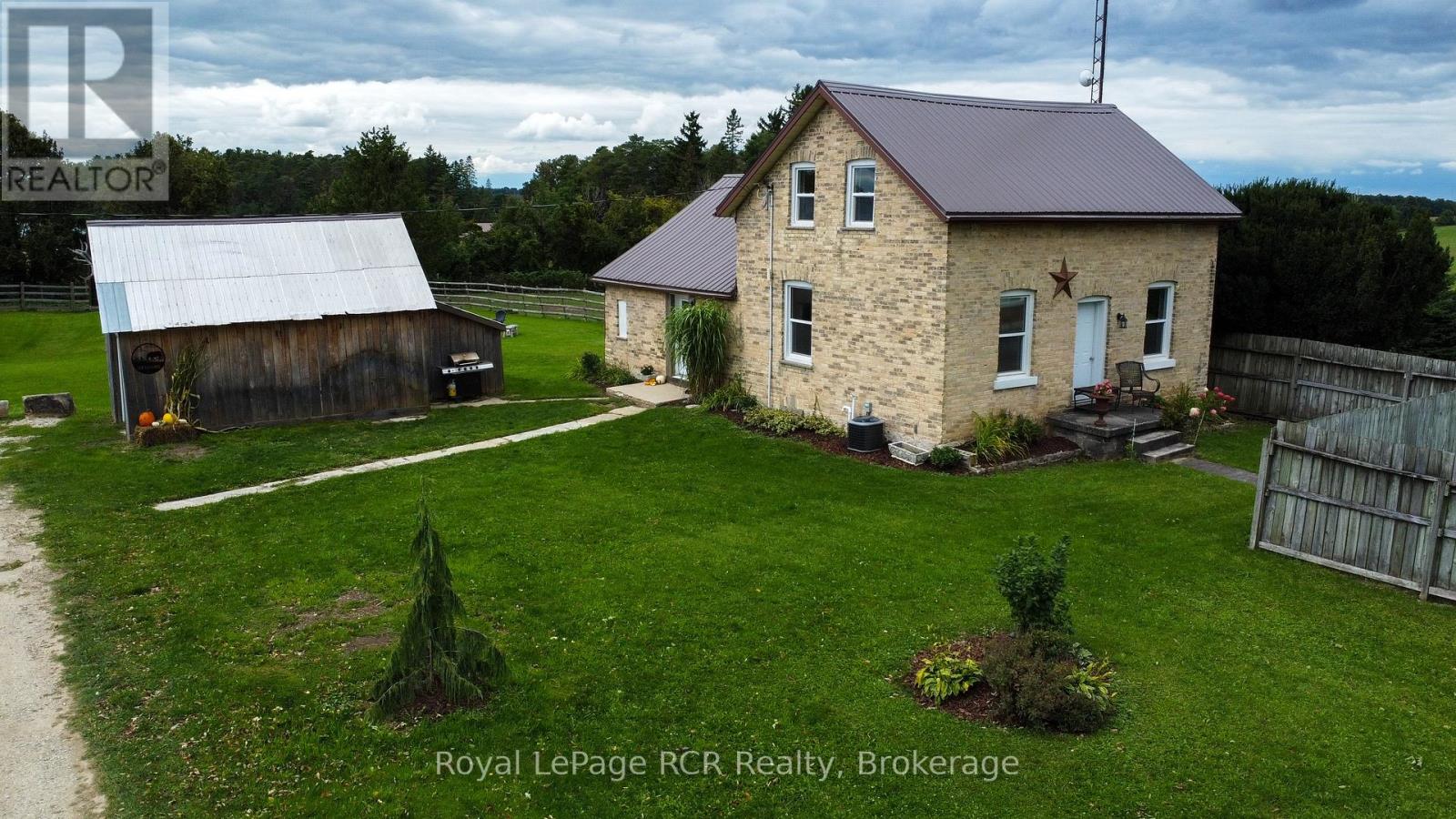 213526 Baseline Road, West Grey, Ontario  N4N 3B8 - Photo 2 - X12388087