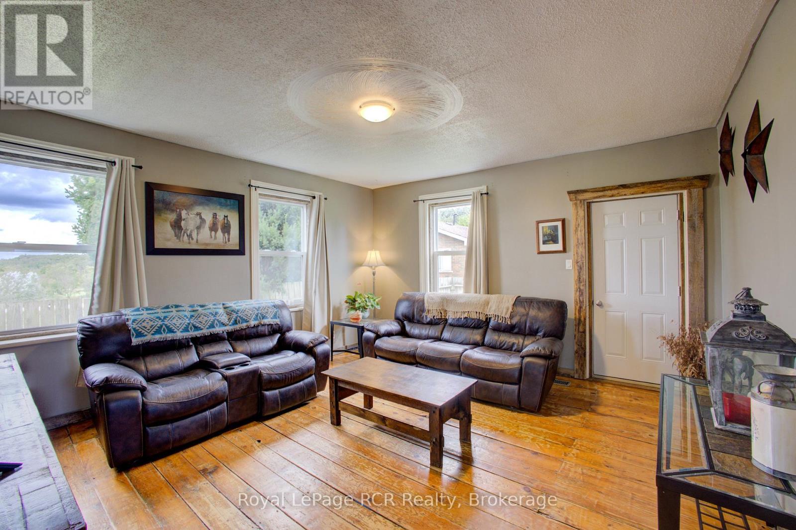 213526 Baseline Road, West Grey, Ontario  N4N 3B8 - Photo 9 - X12388087