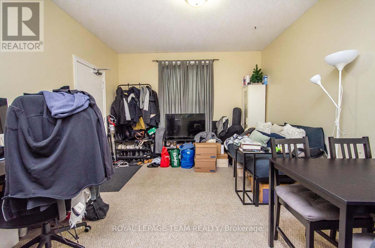 395 Mcleod Street, Ottawa, Ontario  K2P 1A5 - Photo 11 - X12388016