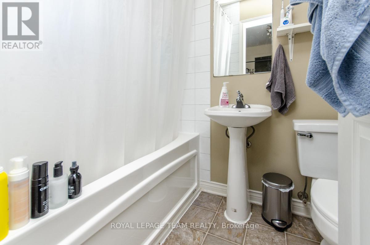 395 Mcleod Street, Ottawa, Ontario  K2P 1A5 - Photo 13 - X12388016
