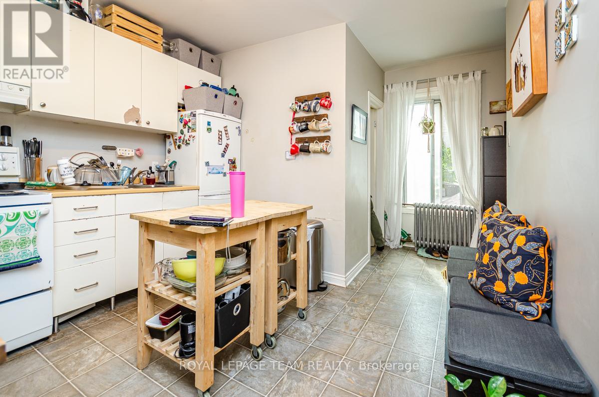 395 Mcleod Street, Ottawa, Ontario  K2P 1A5 - Photo 18 - X12388016
