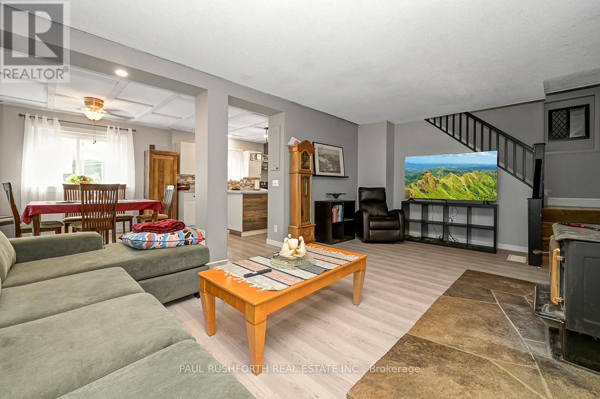 5137 Loggers Way, Ottawa, Ontario  K7S 3G7 - Photo 8 - X12388066