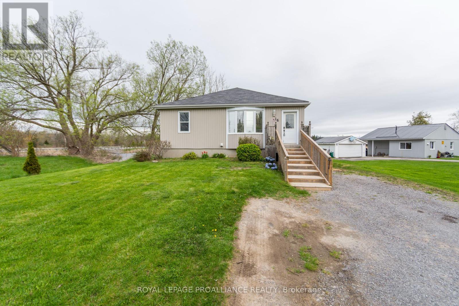 16 DEAD CREEK ROAD, Quinte West, Ontario