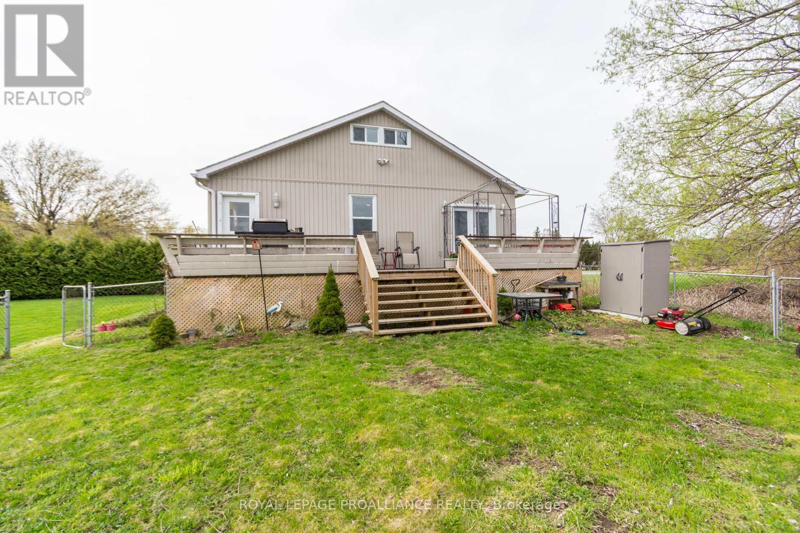 16 Dead Creek Road, Quinte West, Ontario  K0K 1L0 - Photo 23 - X12385281