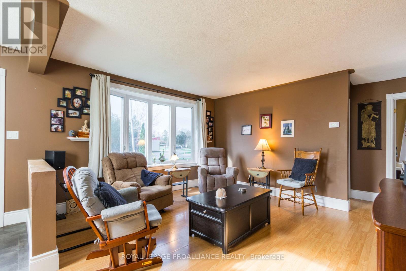 16 Dead Creek Road, Quinte West, Ontario  K0K 1L0 - Photo 5 - X12385281