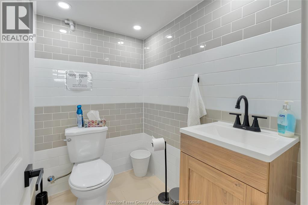 4667 Wyandotte Street East, Windsor, Ontario  N8Y 1H6 - Photo 28 - 25022666