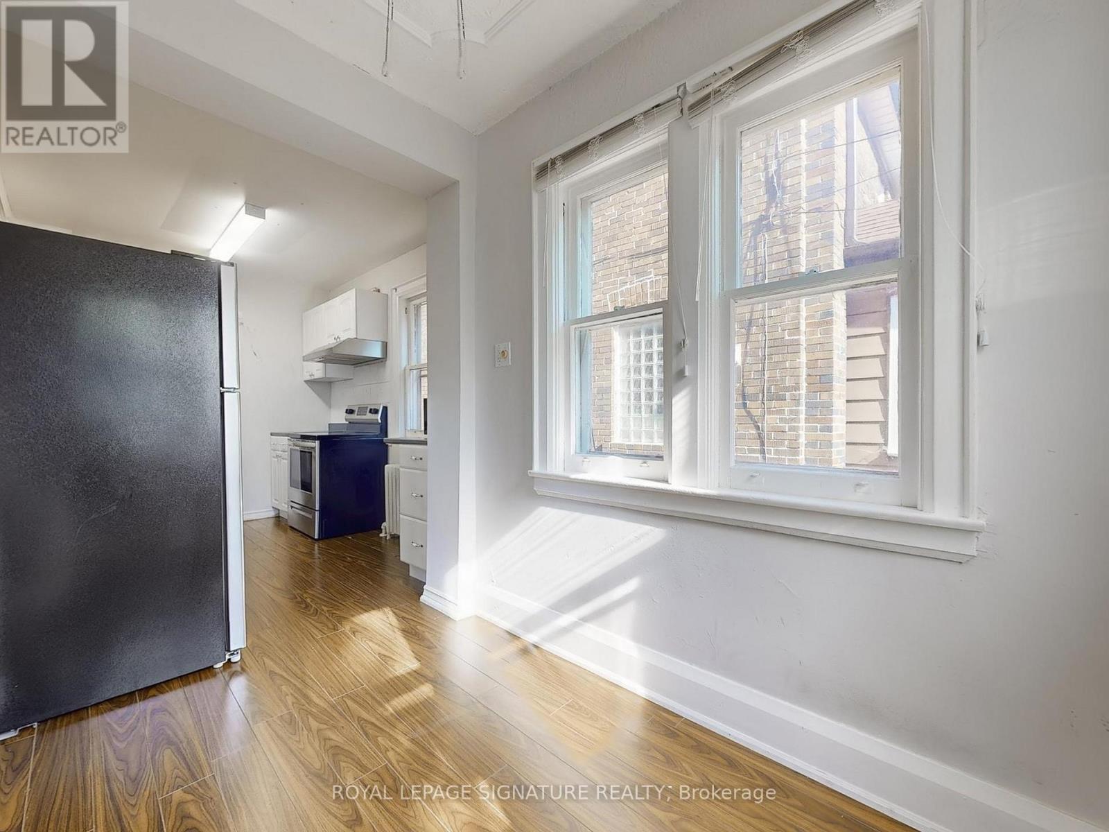 68 Castlewood Road, Toronto, Ontario  M5N 2L2 - Photo 19 - C12387787