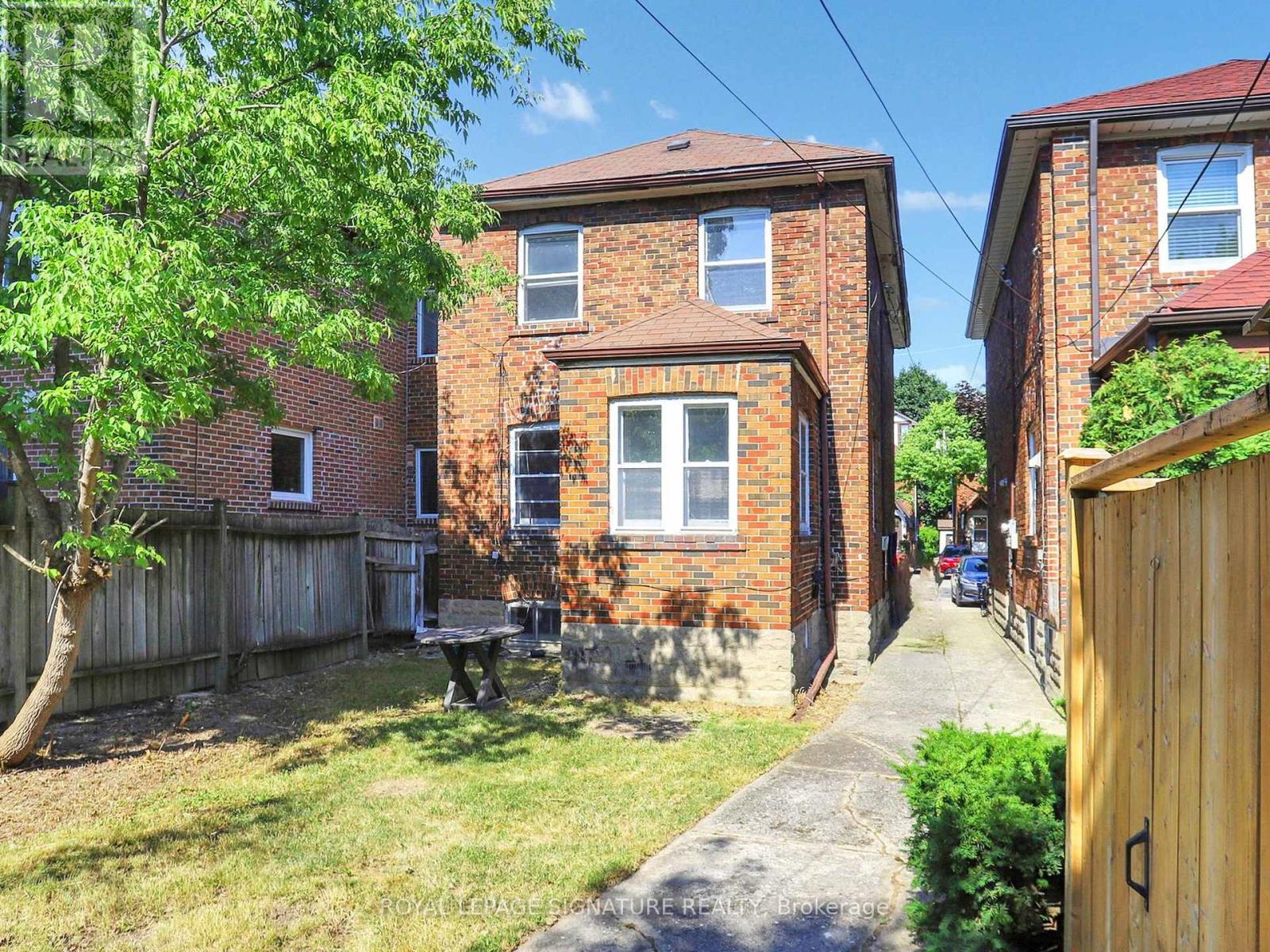 68 Castlewood Road, Toronto, Ontario  M5N 2L2 - Photo 29 - C12387787
