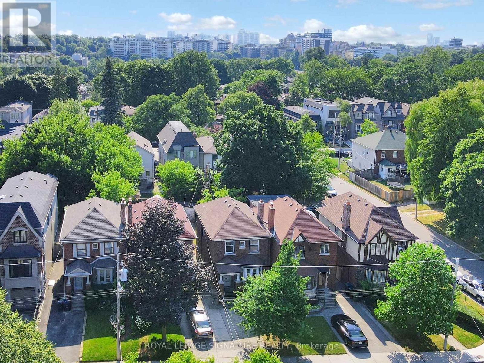 68 Castlewood Road, Toronto, Ontario  M5N 2L2 - Photo 31 - C12387787