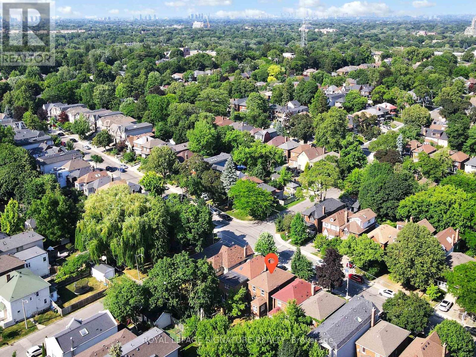 68 Castlewood Road, Toronto, Ontario  M5N 2L2 - Photo 39 - C12387787