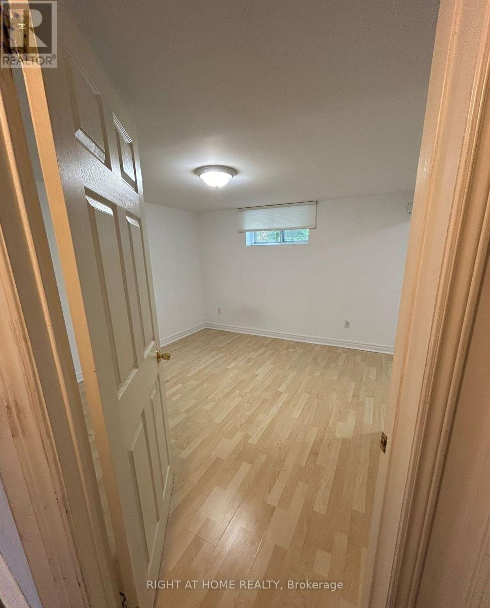 Bsmnt # 1 - 192 Bogert Avenue, Toronto, Ontario  M2N 1K9 - Photo 2 - C12387801