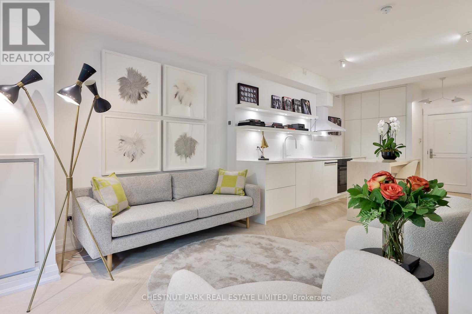 201 - 25 Scrivener Square, Toronto (Rosedale-Moore Park), Ontario  M4W 3Y6 - Photo 10 - C12387812