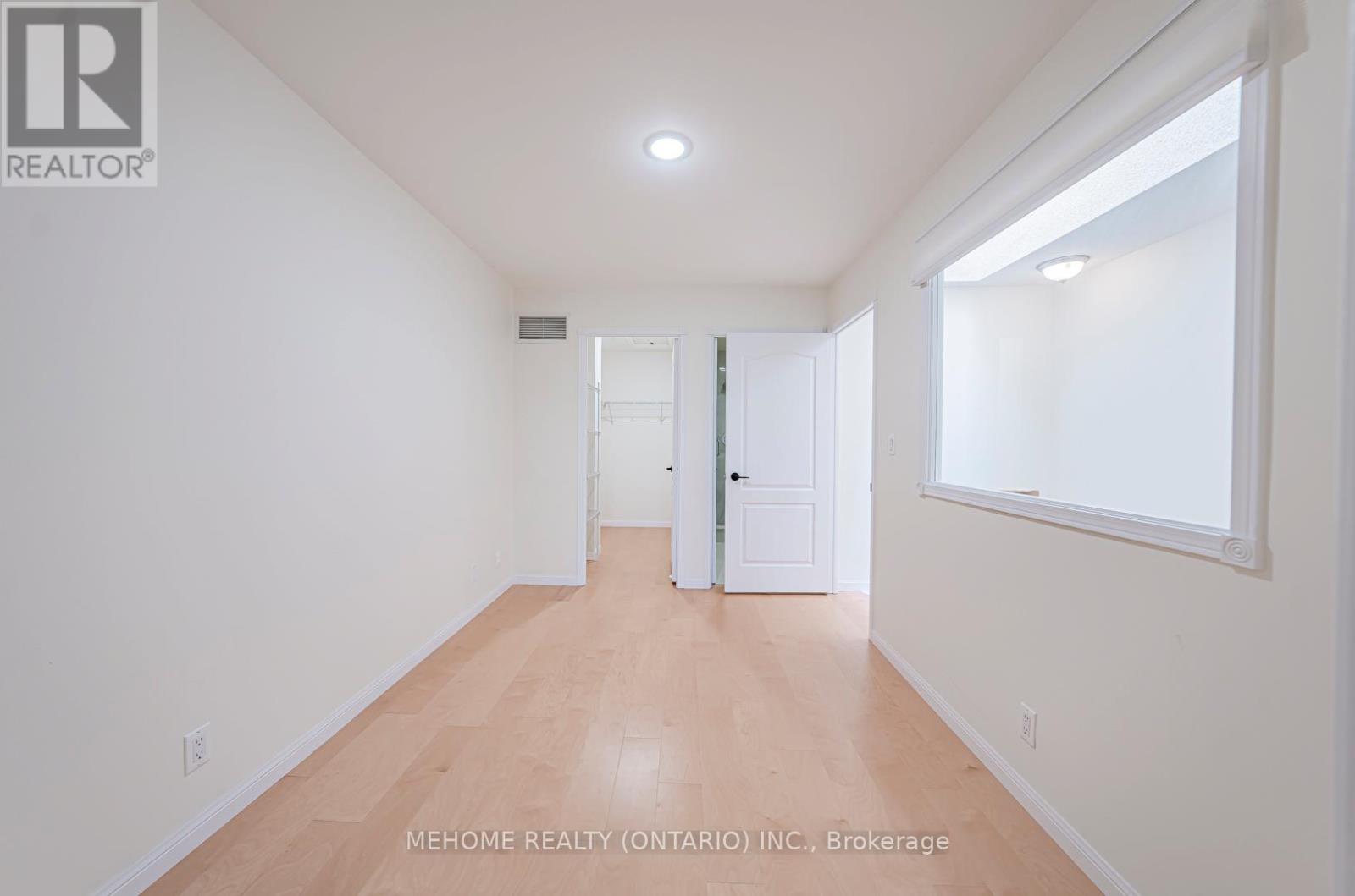 1227 - 28 Sommerset Way, Toronto, Ontario  M2N 6W7 - Photo 19 - C12387872