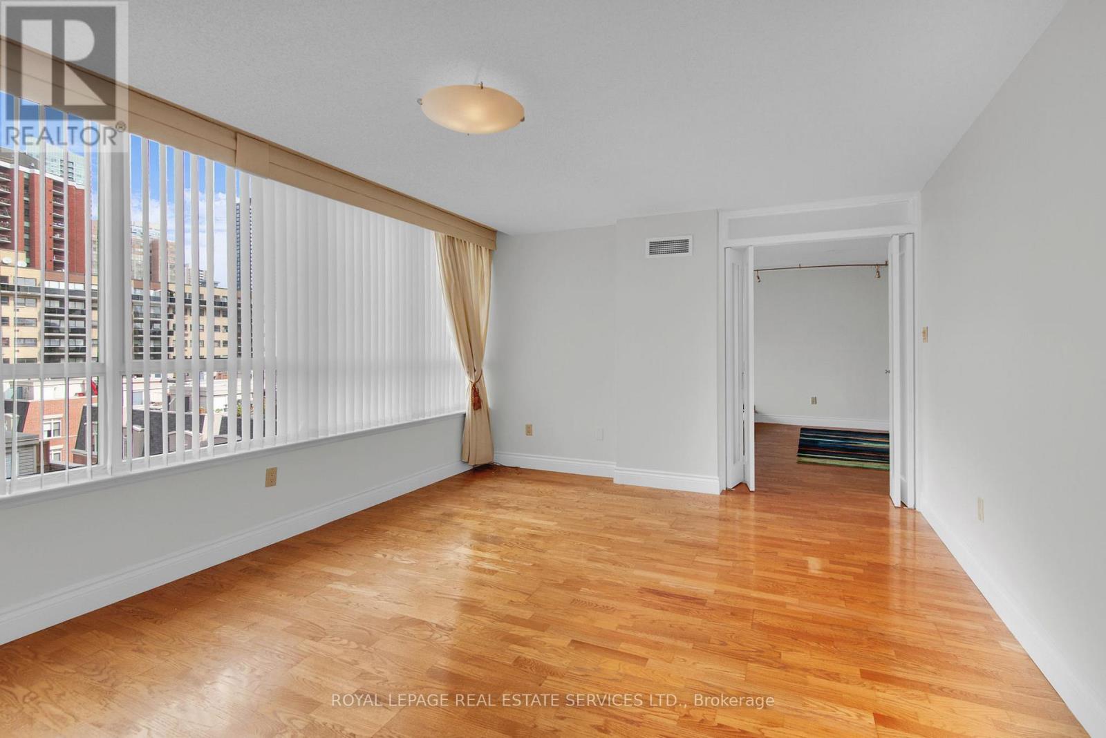 609 - 130 Carlton Street, Toronto, Ontario  M5A 4K3 - Photo 18 - C12387890