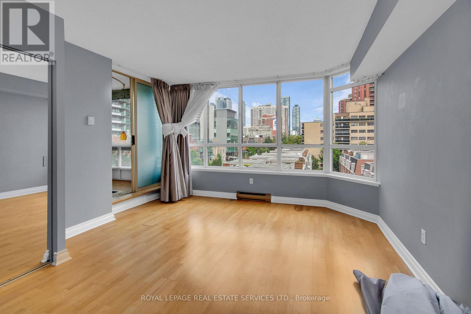609 - 130 Carlton Street, Toronto, Ontario  M5A 4K3 - Photo 32 - C12387890