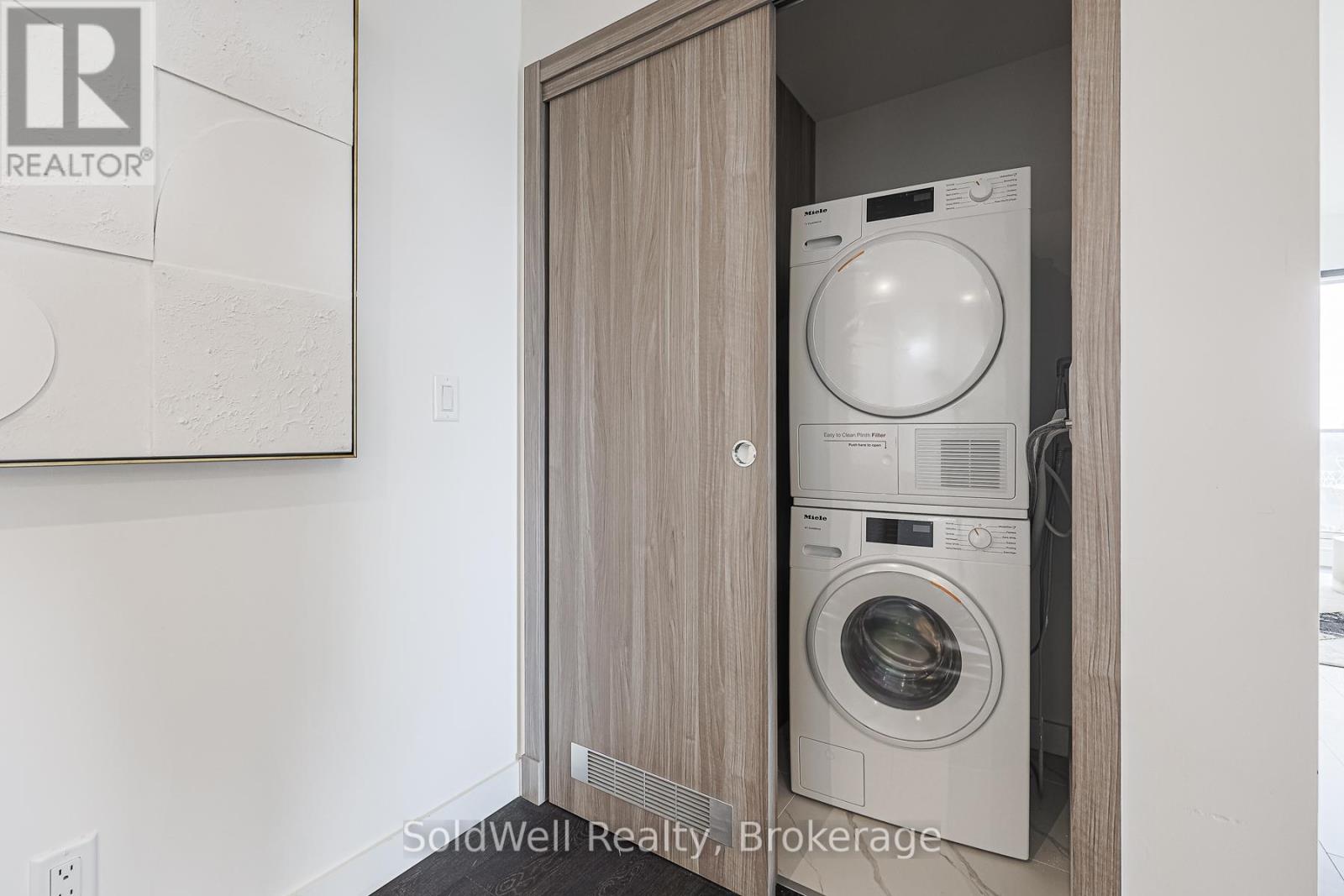 1603 - 25 Mcmahon Drive, Toronto, Ontario  M2K 0J1 - Photo 14 - C12387953