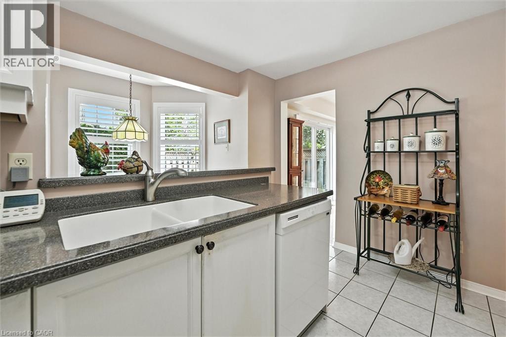 3333 New Street Unit# 18, Burlington, Ontario  L7N 1N1 - Photo 10 - 40766956
