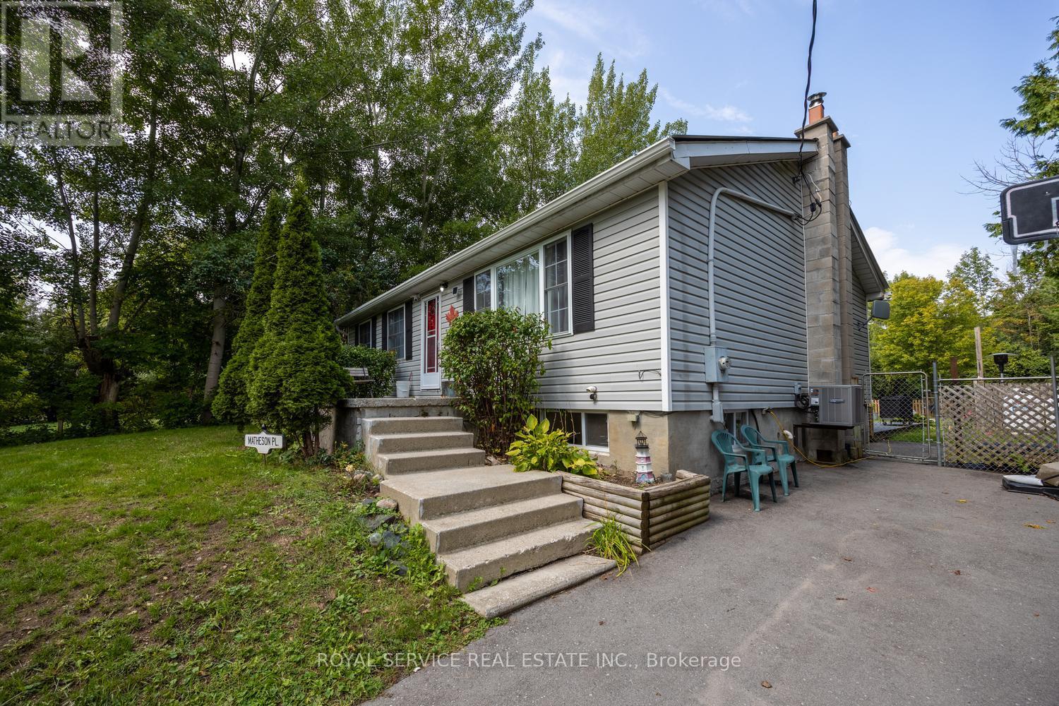 9144 Dale Road, Hamilton Township, Ontario  K9A 4J9 - Photo 4 - X12387992
