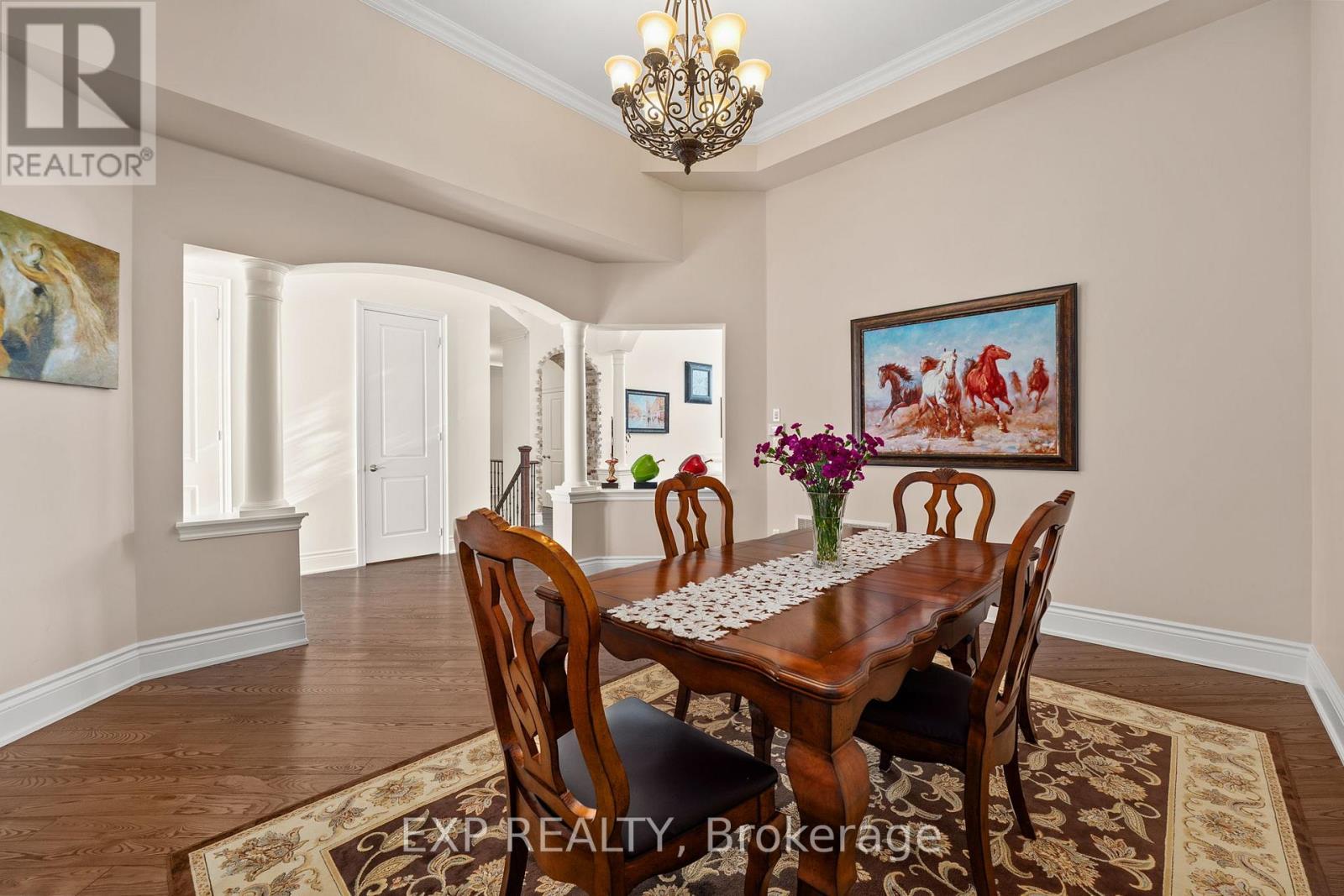 18 Wolford Court, Georgina, Ontario  L4P 0B1 - Photo 8 - N12387730