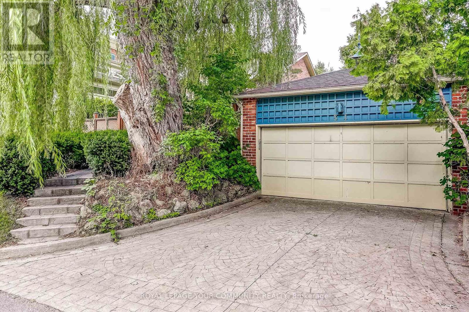 54 Cricklewood Crescent, Markham (Royal Orchard), Ontario  L3T 4T9 - Photo 6 - N12387740