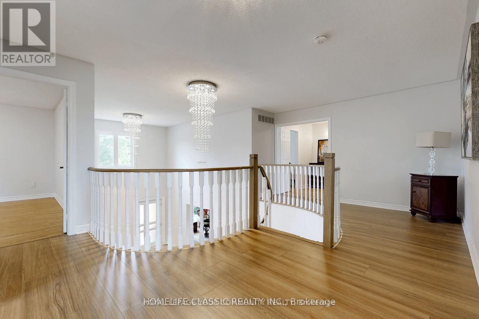 Main - 267 Savage Road, Newmarket, Ontario  L3X 1S1 - Photo 17 - N12387842