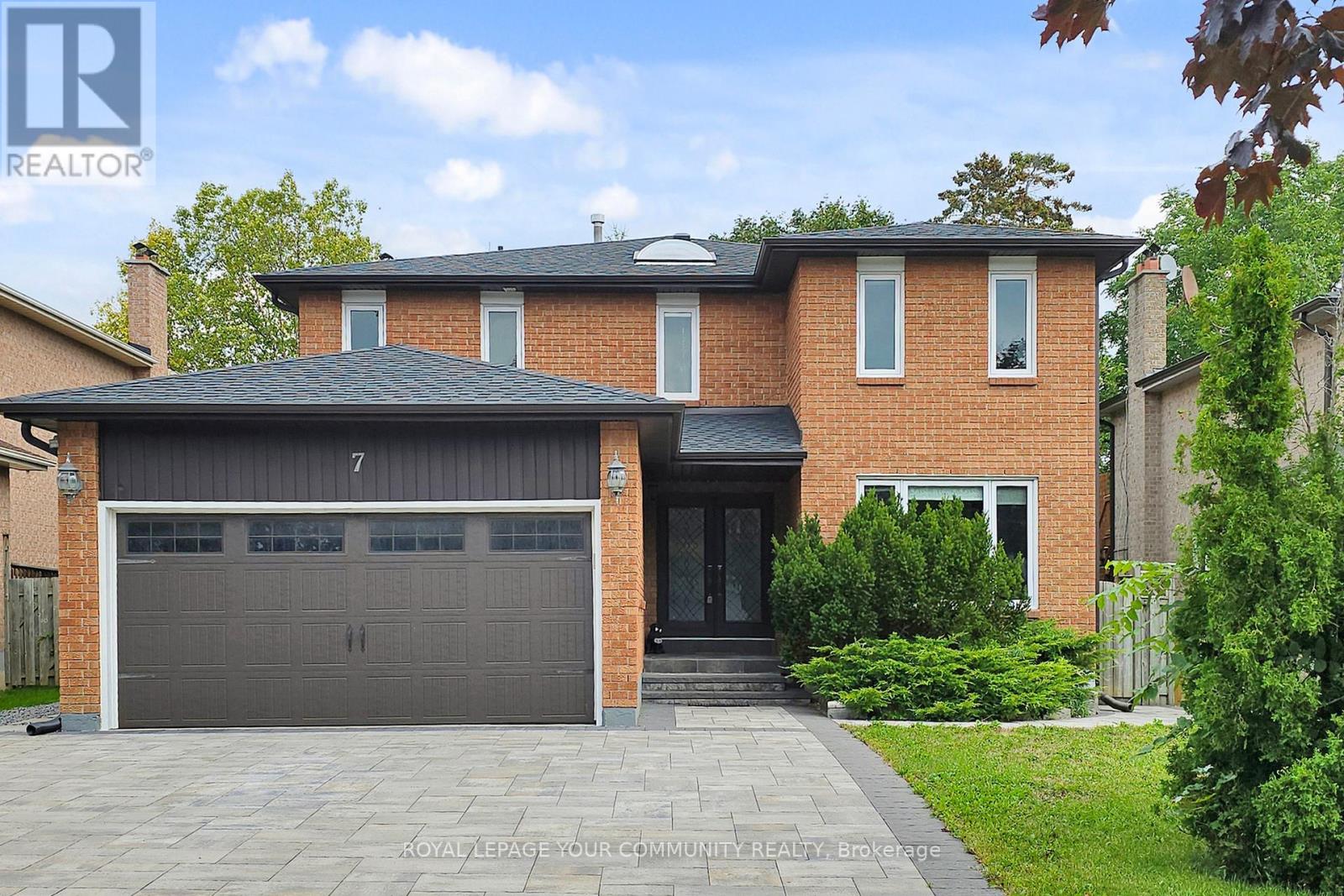 7 SHAFTSBURY AVENUE, Richmond Hill, Ontario