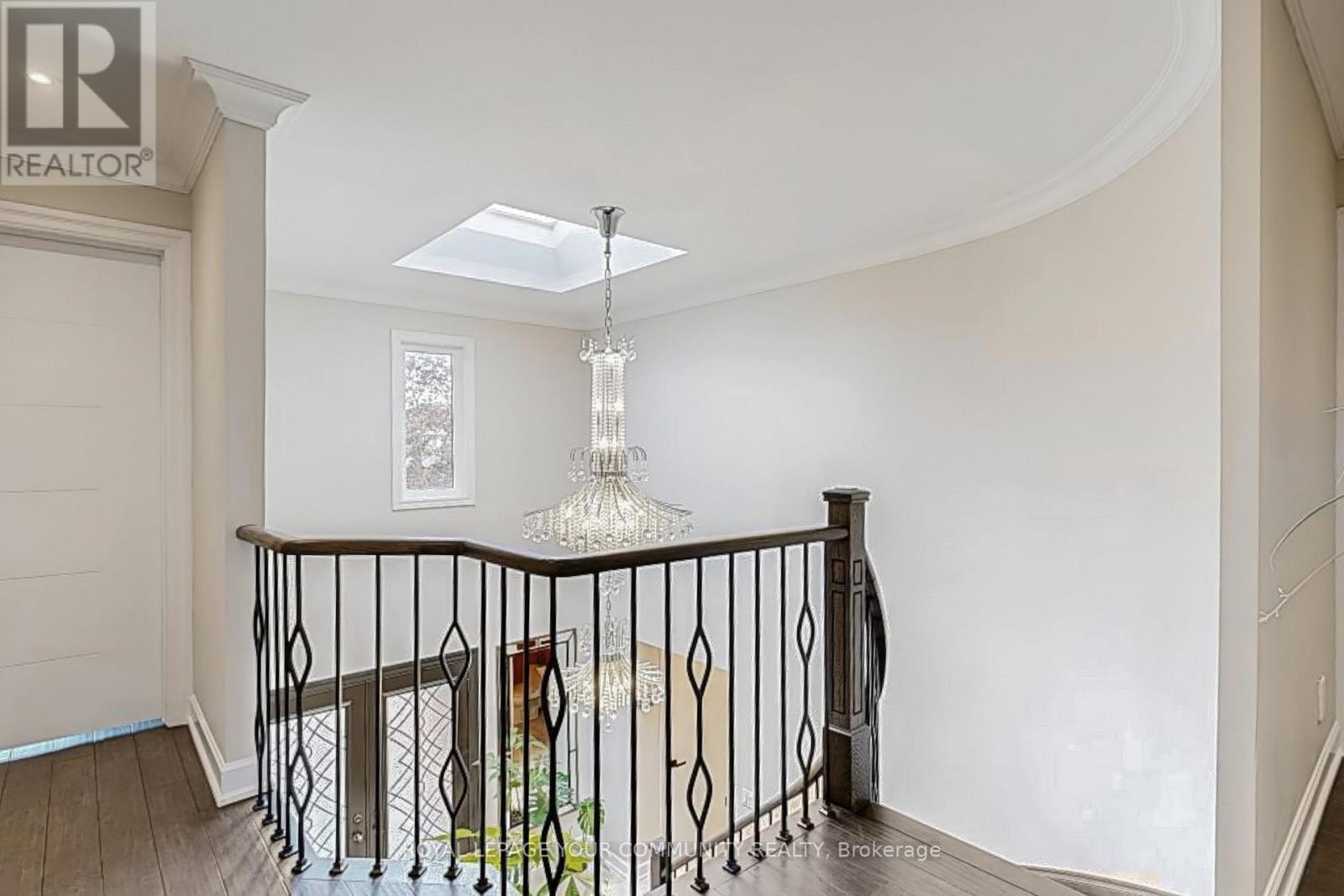 7 Shaftsbury Avenue, Richmond Hill, Ontario  L4C 9K6 - Photo 32 - N12387923