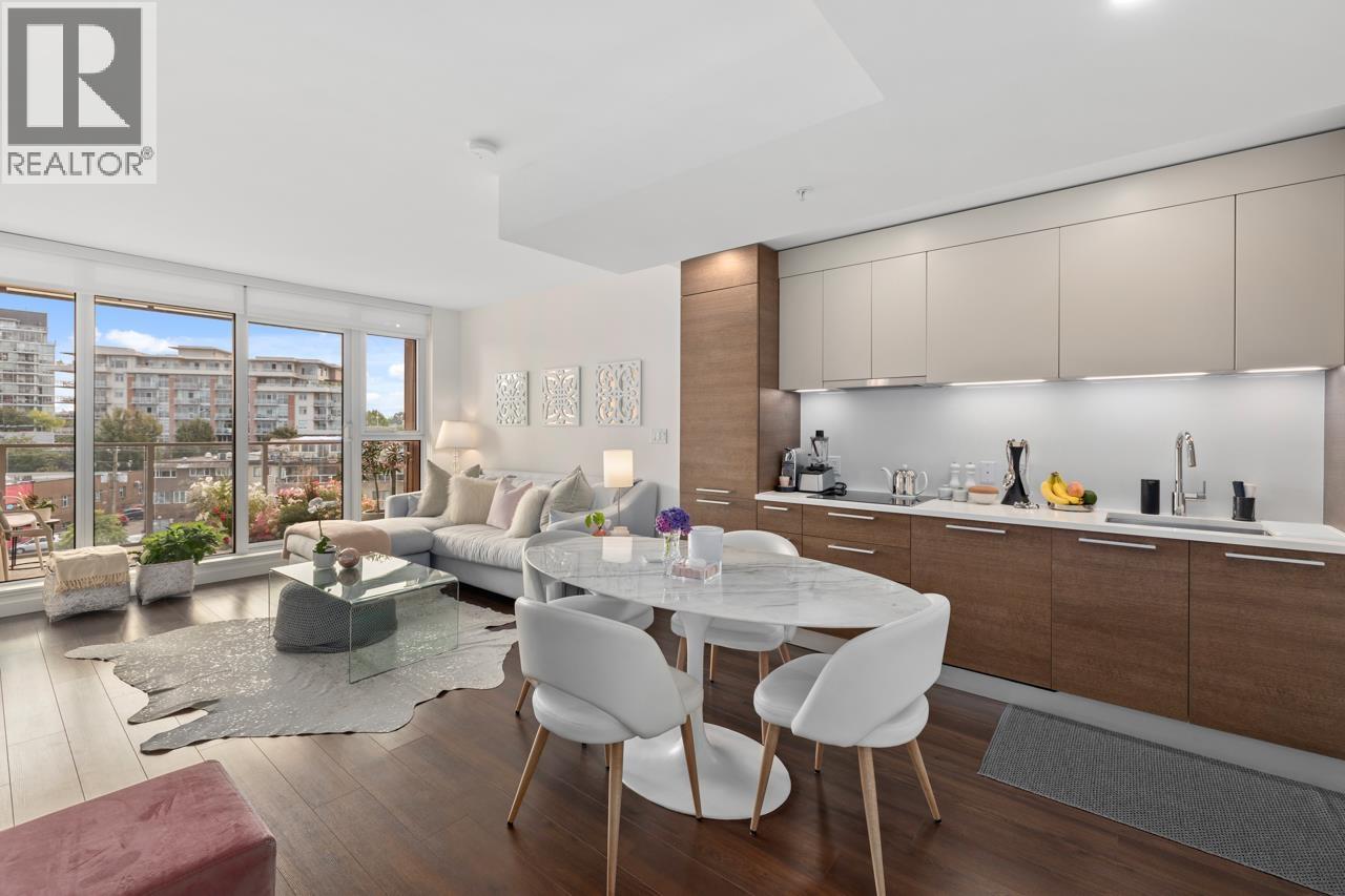608 285 E 10TH AVENUE, Vancouver, British Columbia