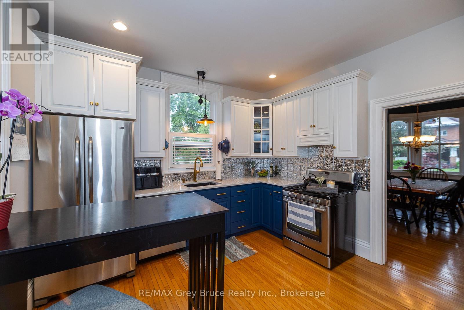 922 3rd Avenue W, Owen Sound, Ontario  N4K 4P6 - Photo 23 - X12341300