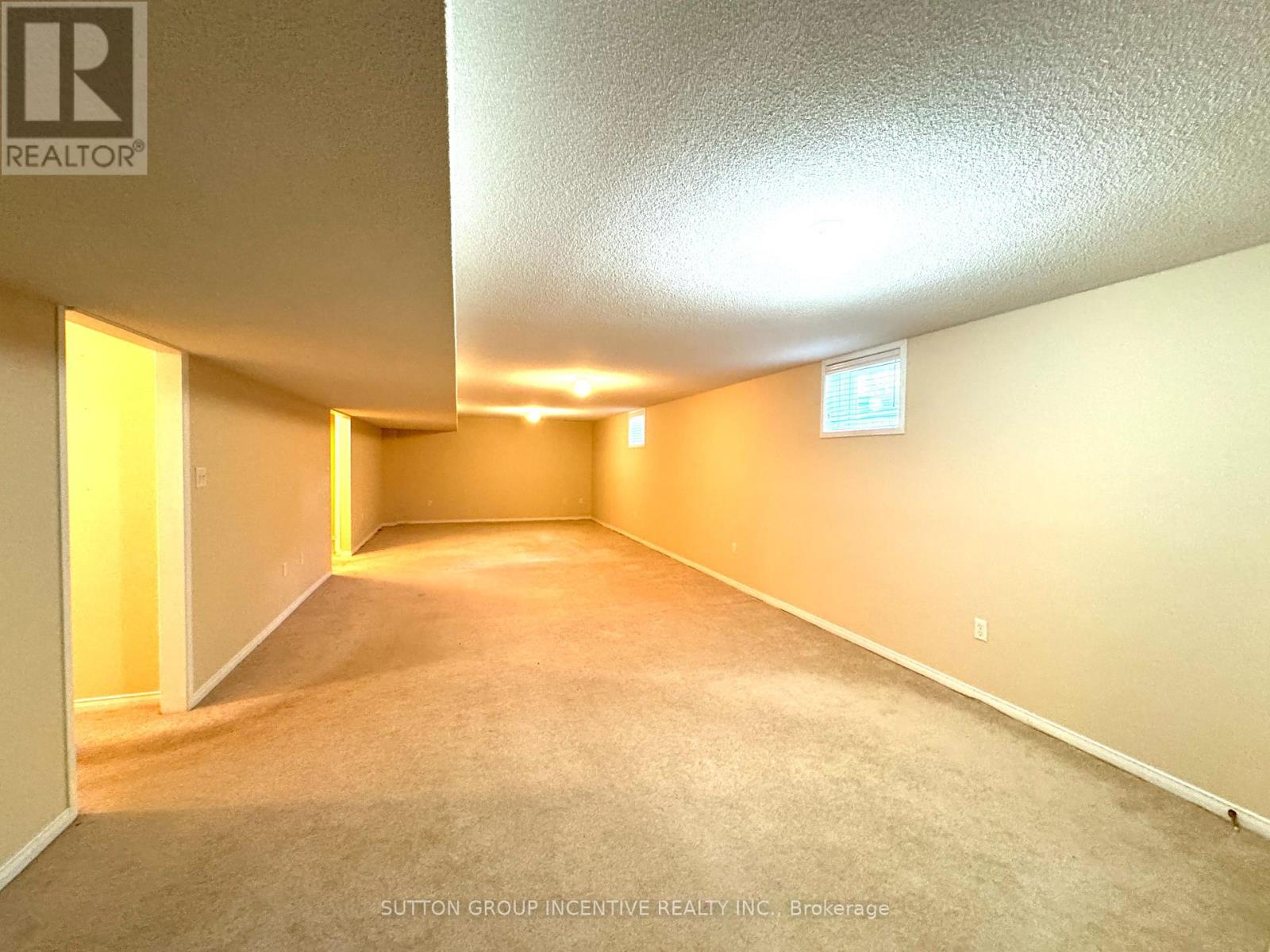 13 Commonwealth Road, Barrie, Ontario  L4M 7J6 - Photo 13 - S12387820