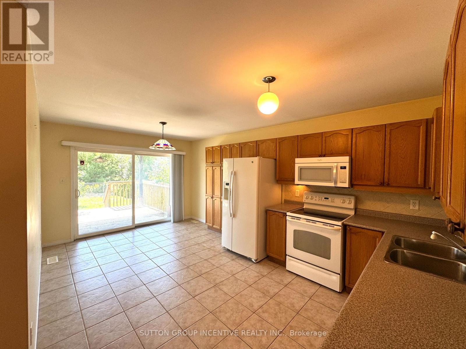 13 Commonwealth Road, Barrie, Ontario  L4M 7J6 - Photo 8 - S12387820