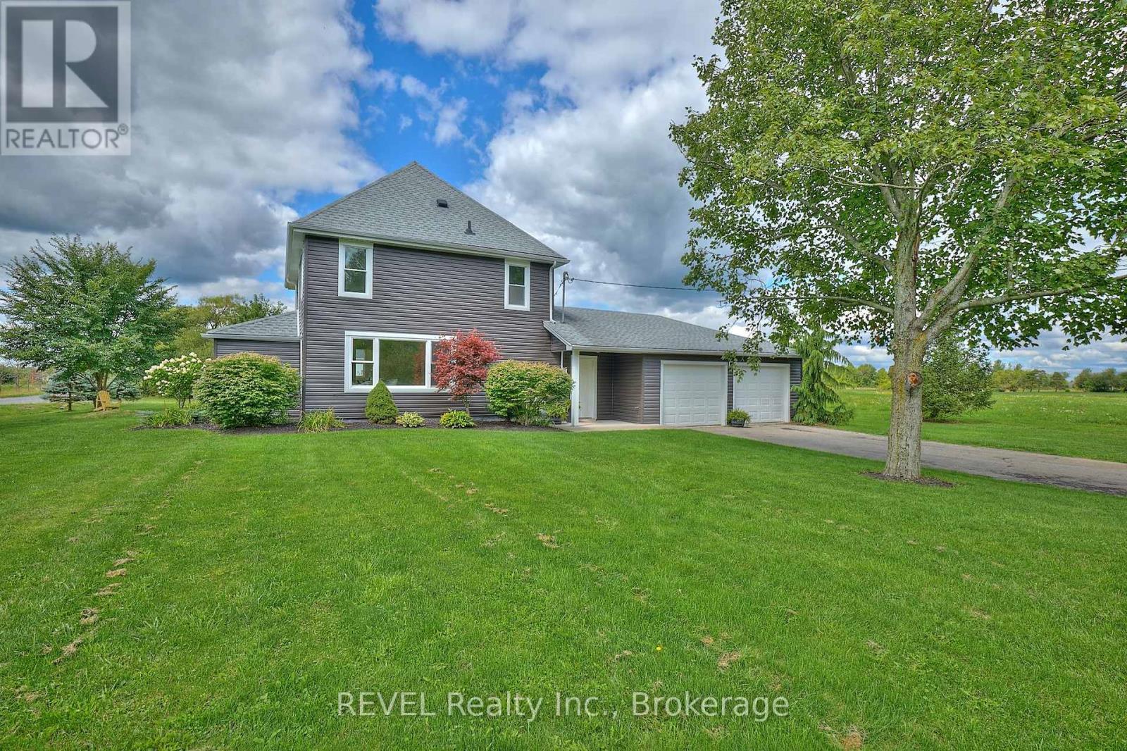 13717 Ort Road, Niagara Falls, Ontario  L2H 2M3 - Photo 1 - X12342879