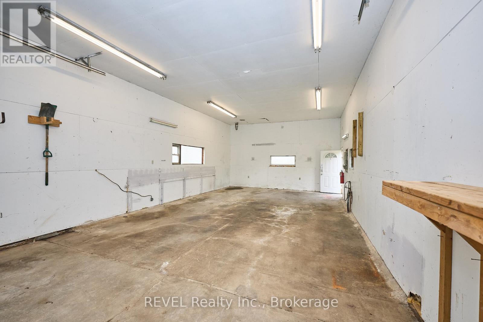 13717 Ort Road, Niagara Falls, Ontario  L2H 2M3 - Photo 45 - X12342879