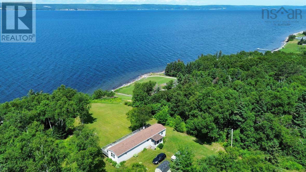 8934 East Bay Highway, Middle Cape, Nova Scotia