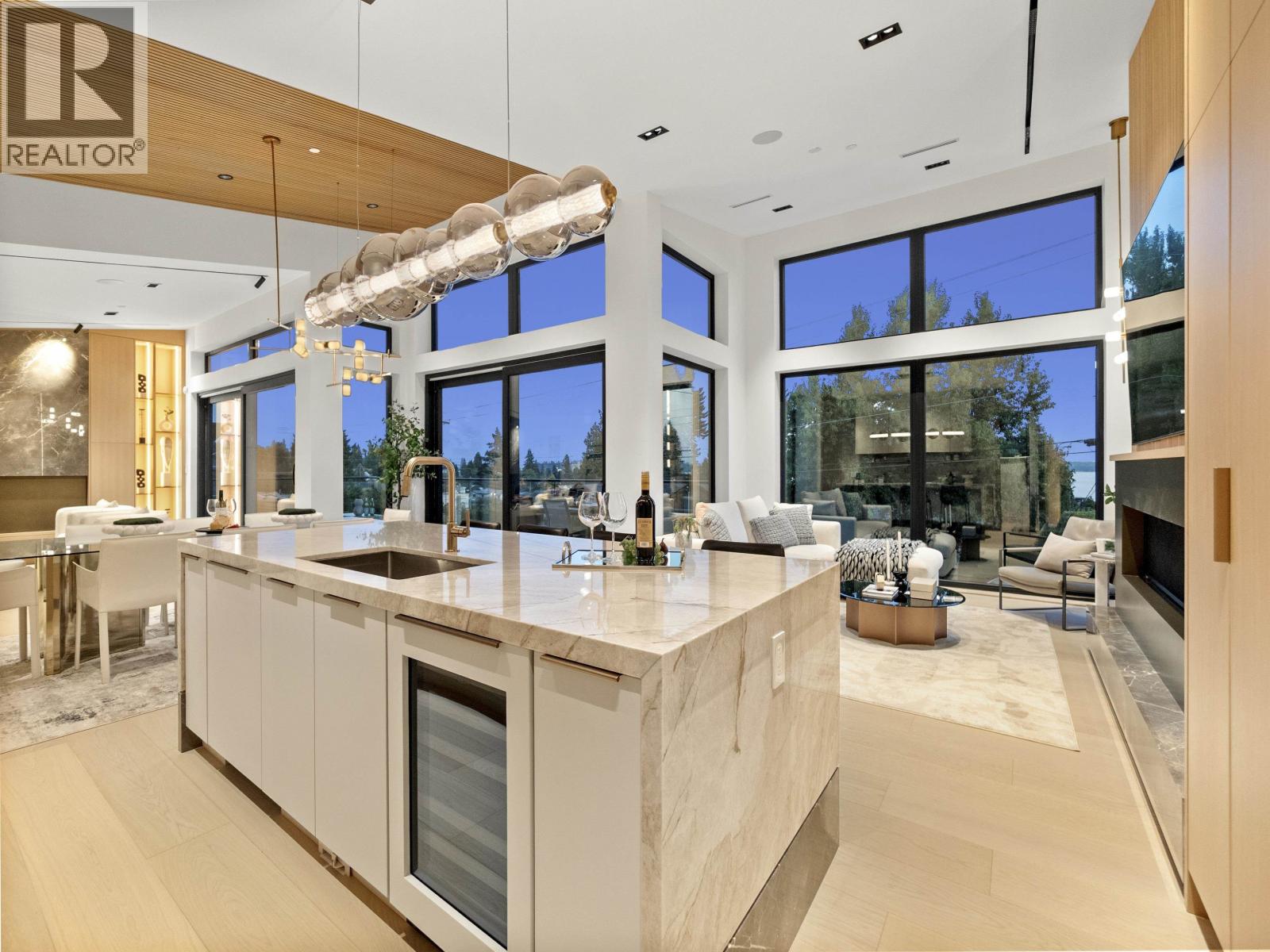 Property at 2423 MATHERS AVENUE image 3