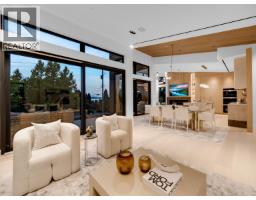 2423 MATHERS AVENUE, West Vancouver, British Columbia