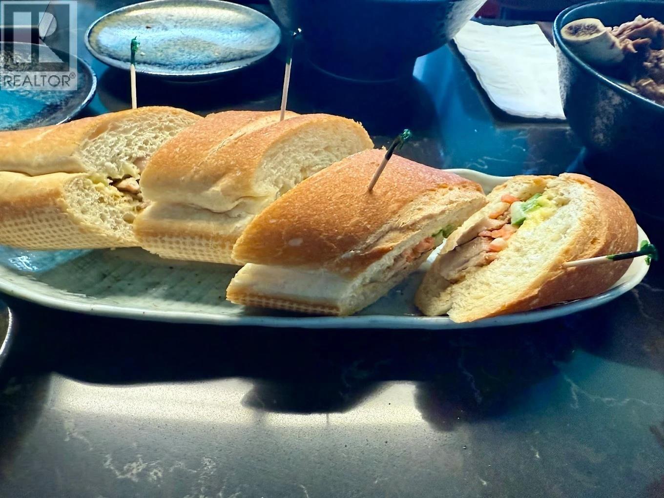 7056 Kerr Street, Vancouver, British Columbia  V5S 4W2 - Photo 8 - C8071958