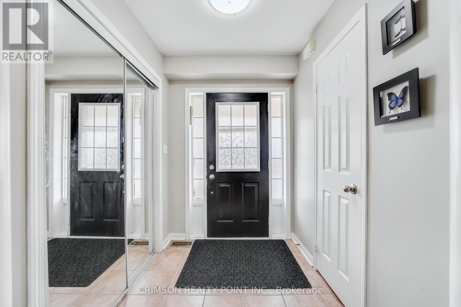 113 Panton Trail, Milton, Ontario  L9T 6K2 - Photo 3 - W12387725