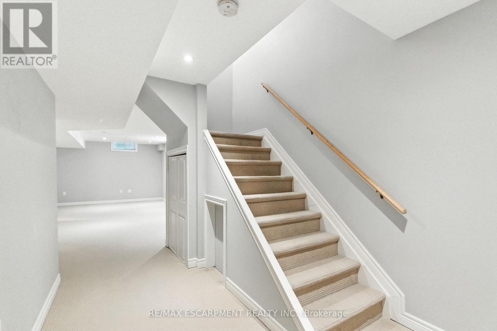 16 - 1245 Stephenson Drive, Burlington, Ontario  L7S 2L9 - Photo 22 - W12387726